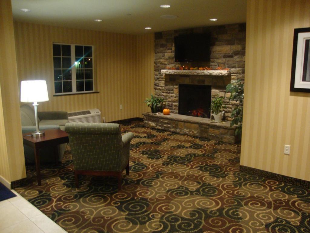 Cobblestone Inn & Suites - Carrington Exterior foto